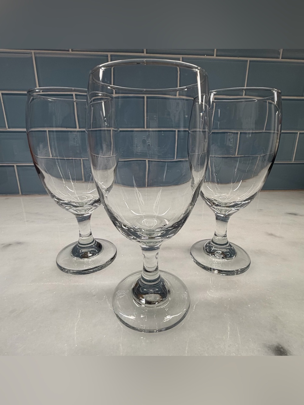 Set of 3 Heavy Clear Glass Water Goblets Thick Stemmed Drinking Glasses 7.25”